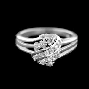 Stříbrný prsten 15378