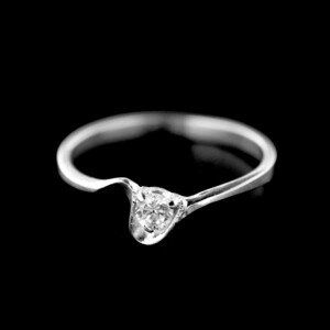 Stříbrný prsten 15399