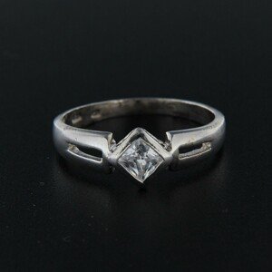 Stříbrný prsten 15411