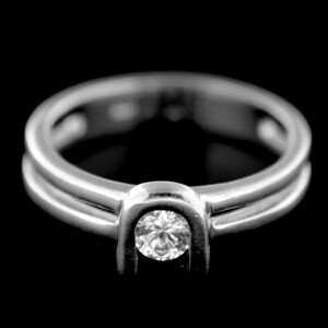 Stříbrný prsten 15422