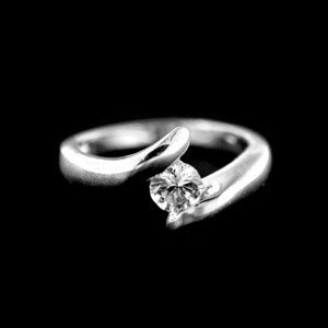 Stříbrný prsten 15432