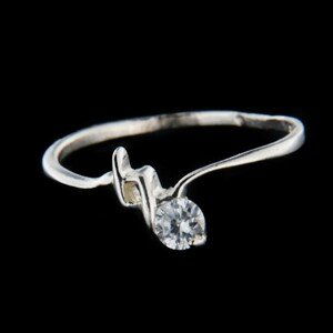 Stříbrný prsten 15636