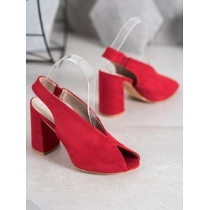 Pohodlné dámské červené  sandály na širokém podpatku