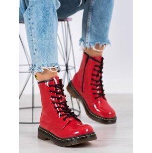 Pohodlné dámské červené  kotníčkové boty na plochém podpatku