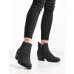 Designové  kotníčkové boty černé dámské na širokém podpatku