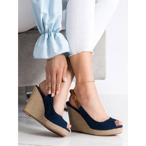 Pěkné modré  sandály dámské na klínku