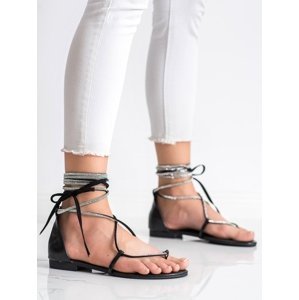 Klasické dámské  sandály černé na plochém podpatku