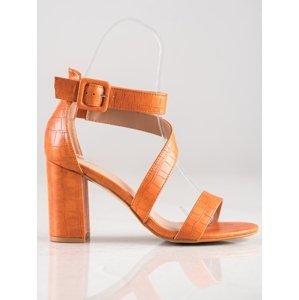 Zajímavé  sandály oranžové dámské na širokém podpatku