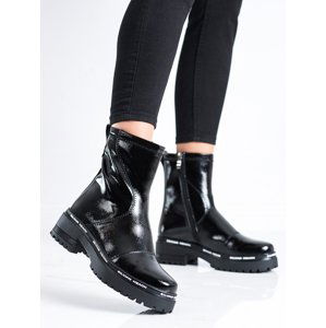 Trendy  kotníčkové boty černé dámské na širokém podpatku