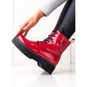 Trendy dámské červené  kotníčkové boty na plochém podpatku