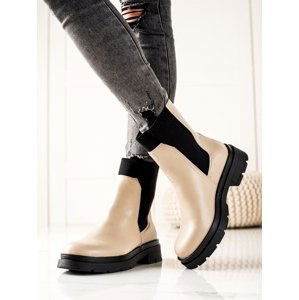 Trendy hnědé dámské  kotníčkové boty na plochém podpatku