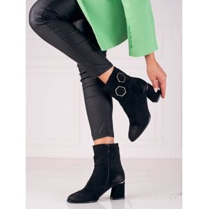 Módní  kotníčkové boty dámské černé na širokém podpatku