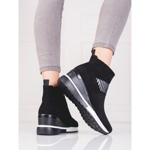 Trendy  kotníčkové boty dámské černé na klínku