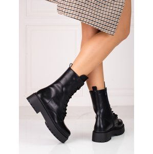 Exkluzívní dámské  kotníčkové boty černé na plochém podpatku