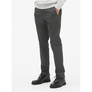 Černé pánské kalhoty modern khakis in slim fit with GapFlex