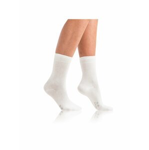 Sada dvou párů dámských ponožek v bílé barvě Bellinda CLASSIC SOCKS