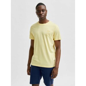 Světle žluté tričko s potiskem Selected Homme Carter