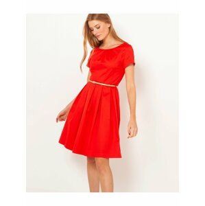 Červené šaty s páskem CAMAIEU