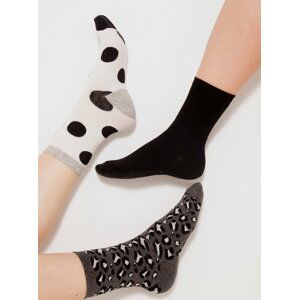 Sada tří párů vzorovaných ponožek v bílé, černé a šedé barvě CAMAIEU