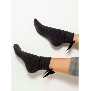 Tmavě šedé ponožky s mašlí CAMAIEU