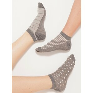 Sada tří vzorovaných ponožek v šedé barvě CAMAIEU