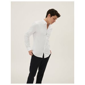 Texturované košile s vysokým podílem bavlny, úzký střih Marks & Spencer bílá