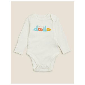 Body z čisté bavlny s nápisem „Dada“ (3,2 kg – 12 měsíců) Marks & Spencer smetanová