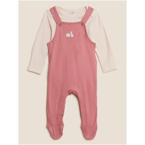 Růžový trojdílný dětský outfit s kalhotami s laclem a výšivkou z čisté bavlny Marks & Spencer