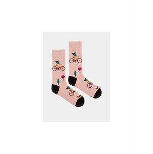 Růžové vzorované ponožky Fusakle Cyklistka ve městě