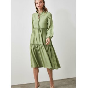 Světle zelené šaty Trendyol