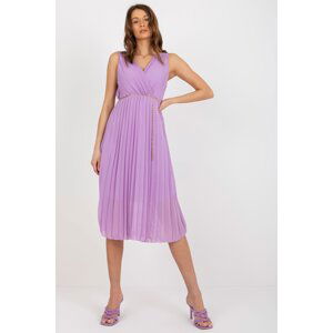 ItModa Plisované midi šaty s páskem fialové Velikost: UNI