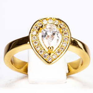 Pozlacený Slitinový Prsten s Bílým Zirkonem, Velikost: 49-48