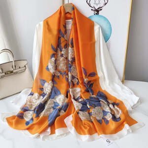 Hedvábný šátek, 90 cm x 180 cm, Květina opravdové lásky, oranžová barva, 100% hedvábí