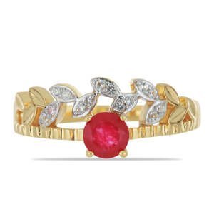 Pozlacený Stříbrný Prsten s Červeným Achátem a Bílým Topazem, Velikost: 54-55
