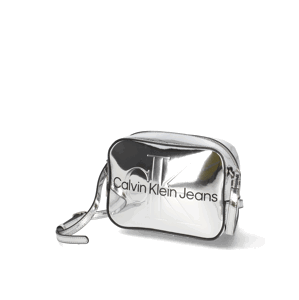 CALVIN KLEIN JEANS SCULPTED CAMERA BAG18 SILVER