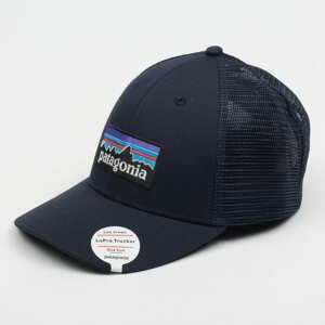 Kšiltovka Patagonia P6 Logo LoPro Trucker Hat navy