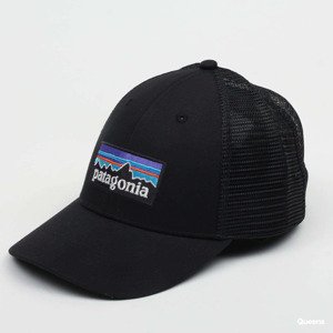 Kšiltovka Patagonia P6 Logo LoPro Trucker Hat Black Universal