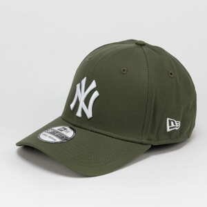 Kšiltovka New Era 3930 MLB League Essential NY olivová