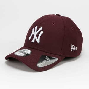 Kšiltovka New Era 940 MLB Diamond Era NY vínová