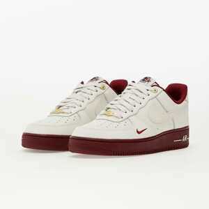 Nike W Air Force 1 '07 SE Sail/ Team Red-Metallic Gold-Black