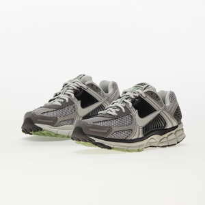 Nike W Zoom Vomero 5 Cobblestone/ Light Bone-Light Bone