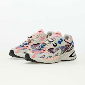 adidas Originals x Hello Kitty Astir W Off White/ Clear Orange/ Core Black