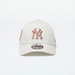 New Era New York Yankees 9Forty Strapback Off White